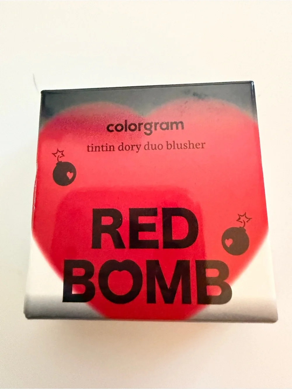Colorgram tintin dory duo blusher in Red Heart